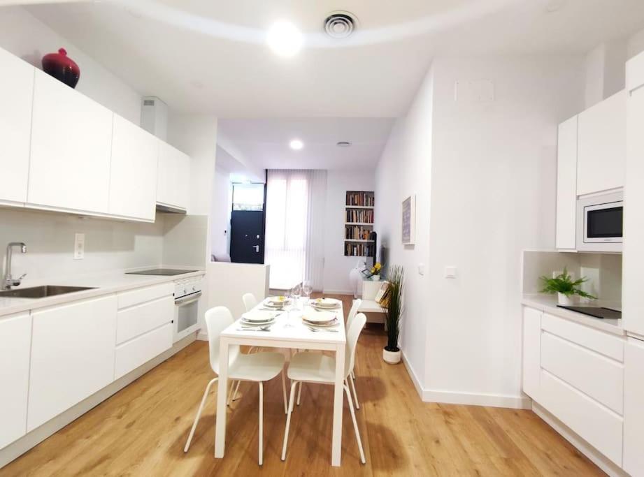 La Casa Del Artista A Apartment Sevilla Bagian luar foto