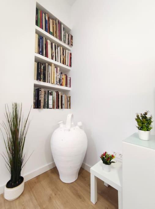 La Casa Del Artista A Apartment Sevilla Bagian luar foto