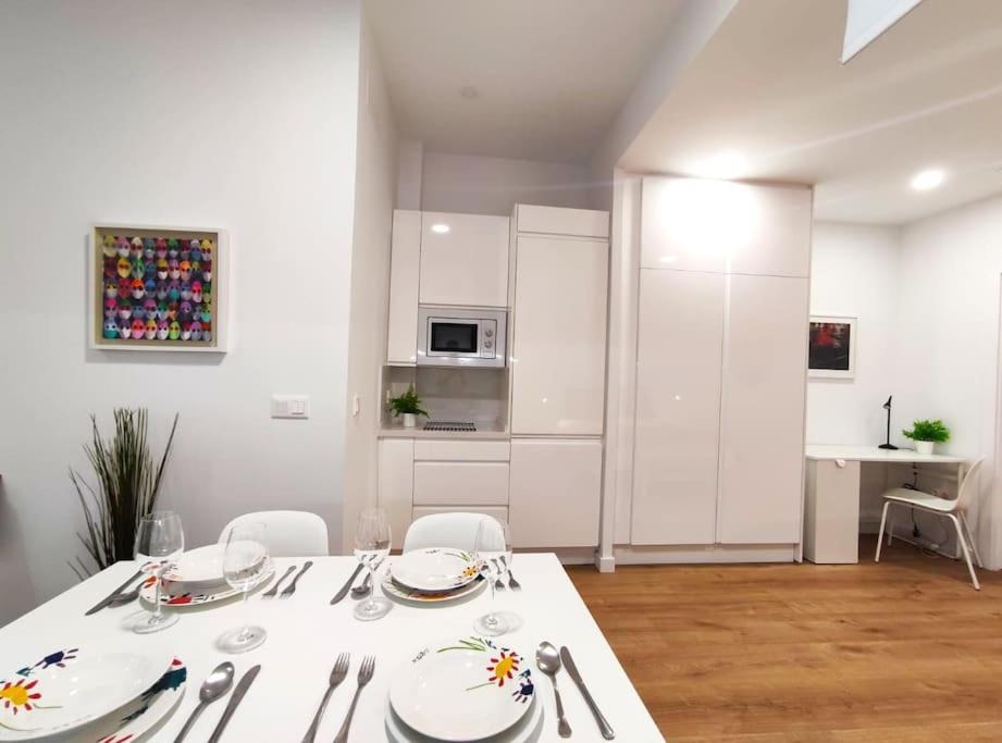 La Casa Del Artista A Apartment Sevilla Bagian luar foto