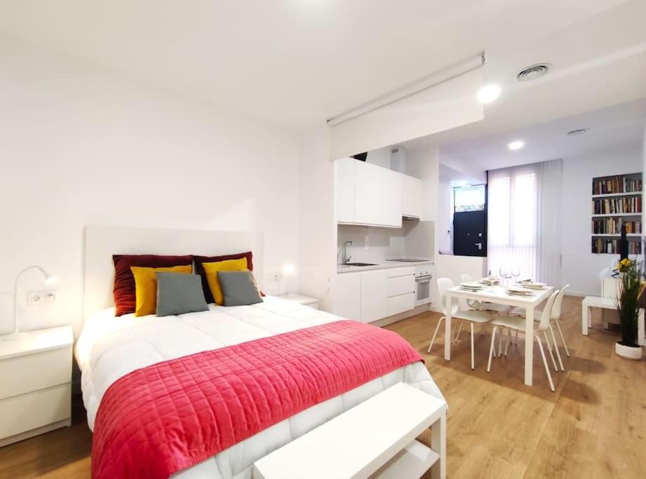 La Casa Del Artista A Apartment Sevilla Bagian luar foto